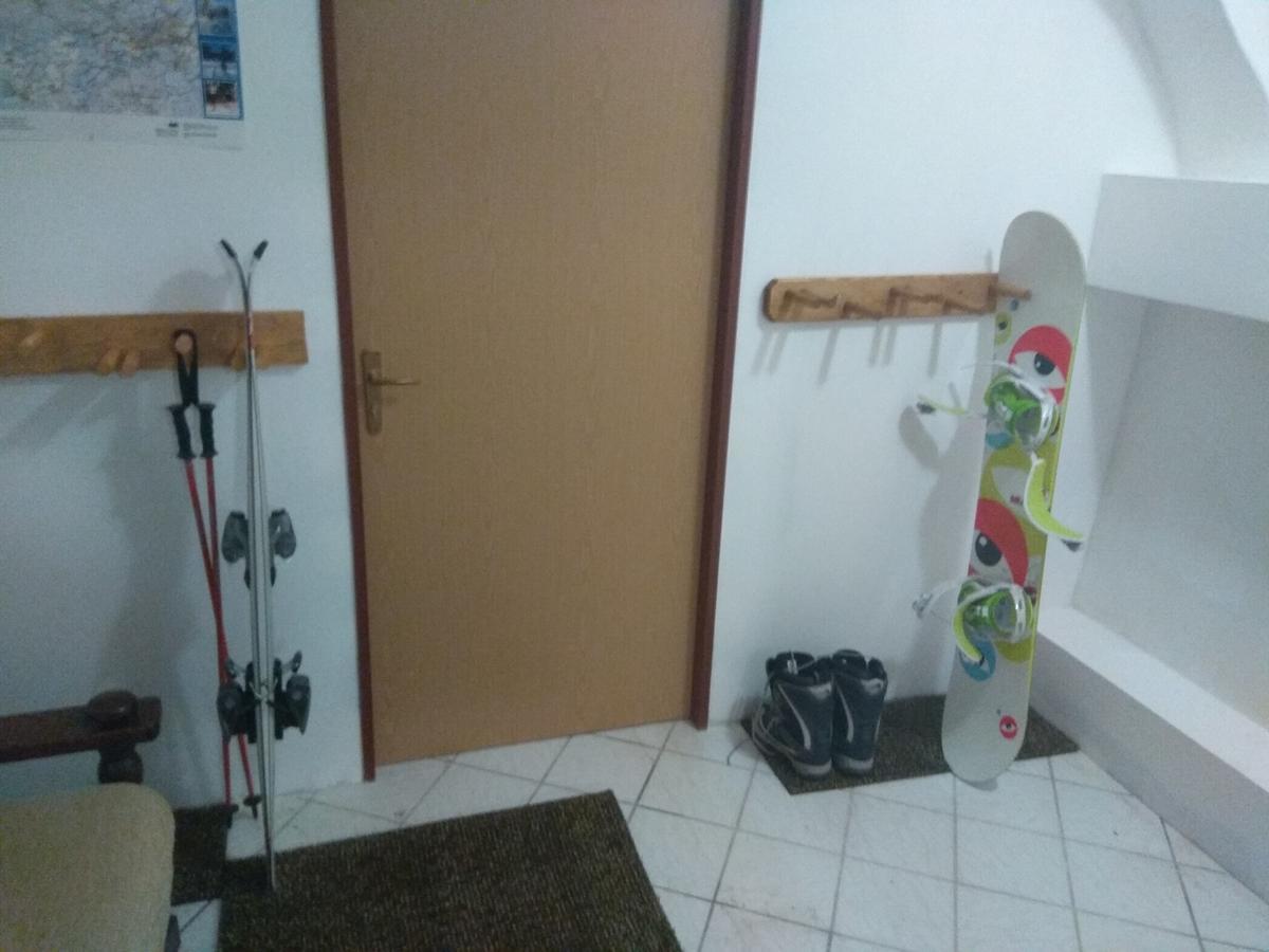 Penzion U Cermaka Ostrov Kültér fotó